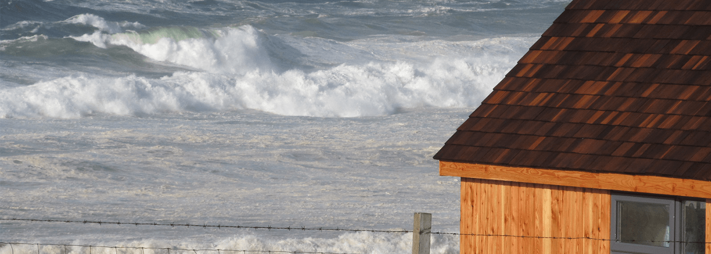 Hebridean Huts sea view